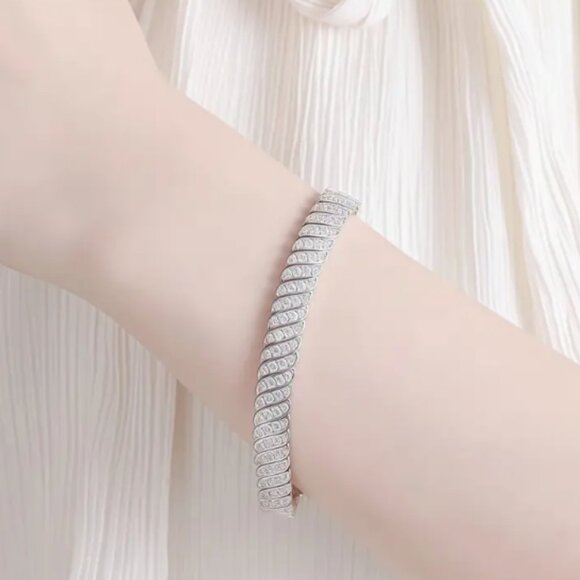 21.0g Full Moissanite Snake Shaped Bracelet Round Cut, 925 Sterling silver NEW - Picture 7 of 10